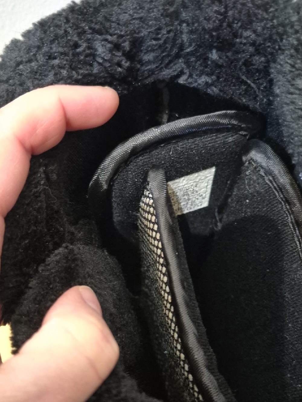 Baffin Girls Size 3 Black Winter Snow Boots - Cozy Faux-Fur Lining - Picture 7 of 9